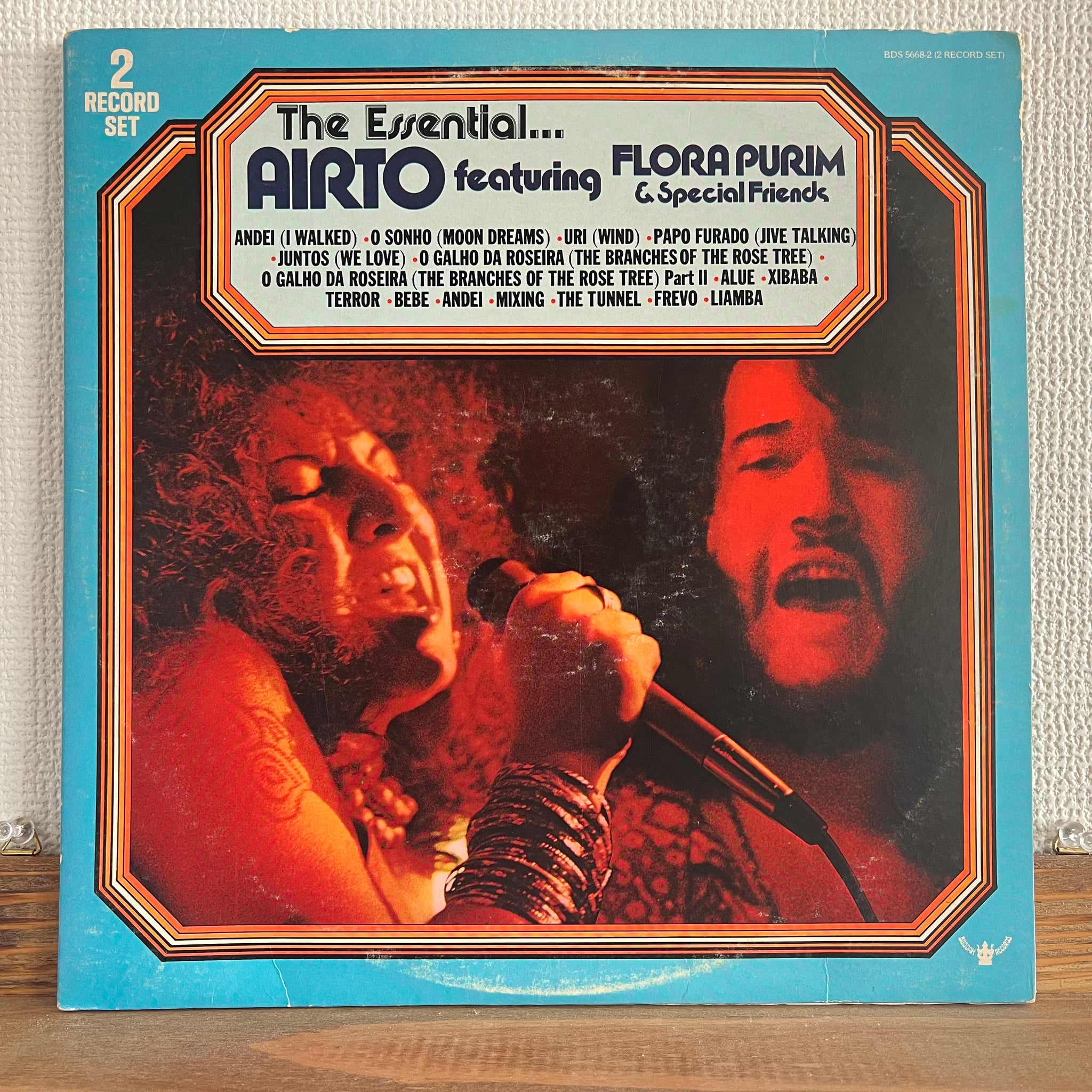 Airto Featuring Flora Purim - The Essential Airto