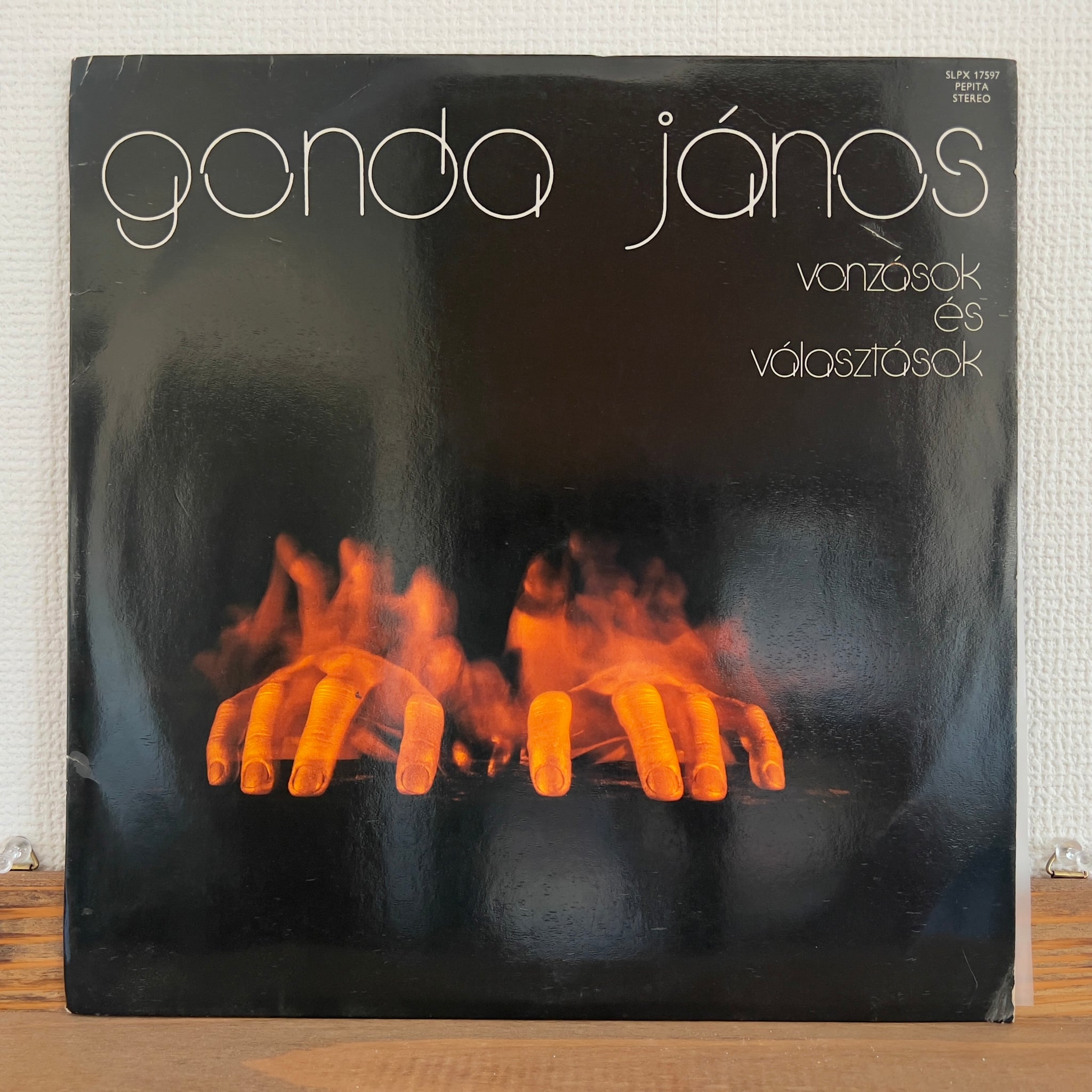 Gonda János - Vonzások És Választások